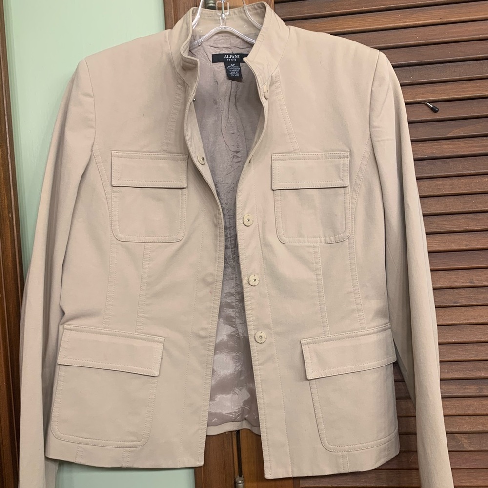 Super cute blazer
